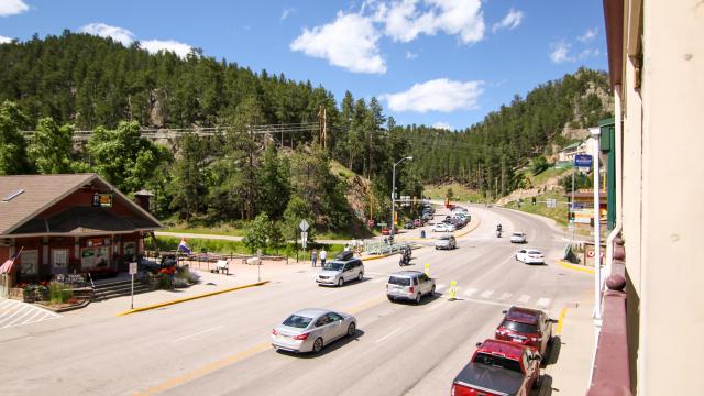  	The Keystone Experience — A Guide to the Monumental Playground