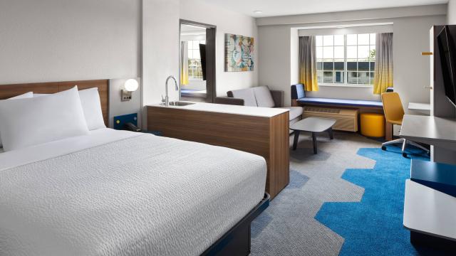 Microtel Inn & Suites