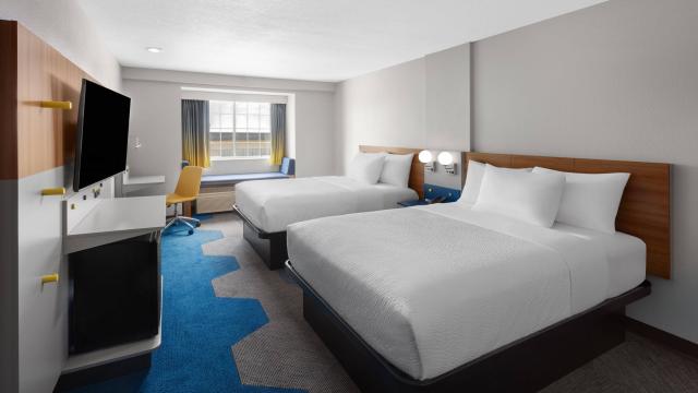 Microtel Inn & Suites