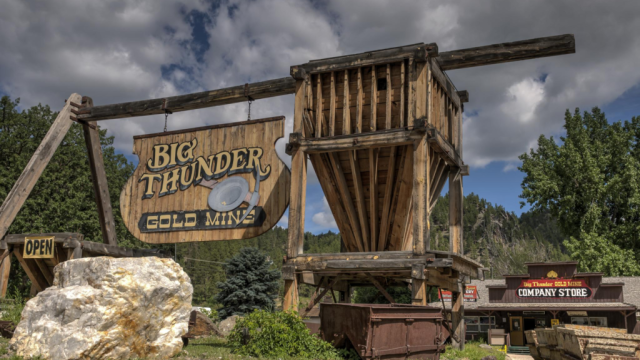 The Keystone Experience — A Guide to the Monumental Playground