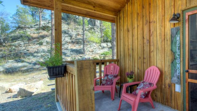 Yak Ridge Cabins & Farmstead