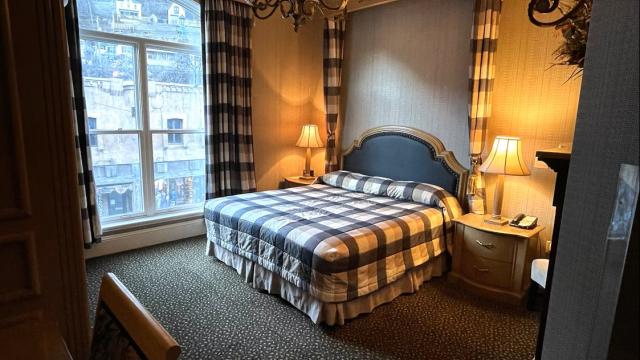 Celebrity Hotel