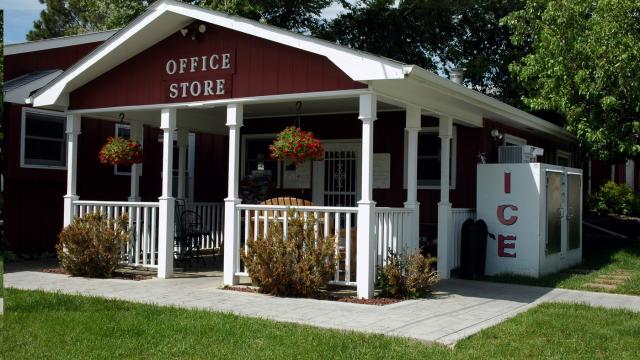 Chris' Campground & RV Park