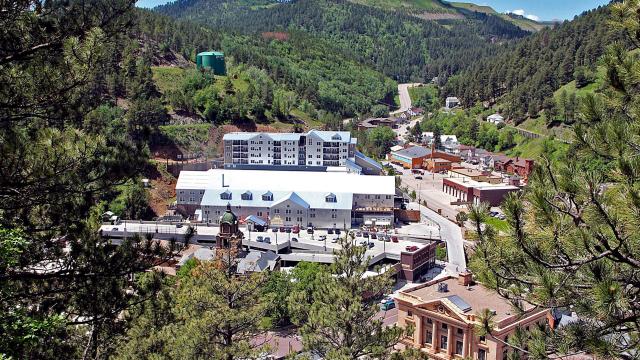 deadwoodmntgrandaerial.jpg