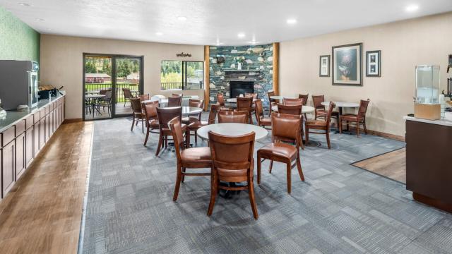 EverSpring Inn