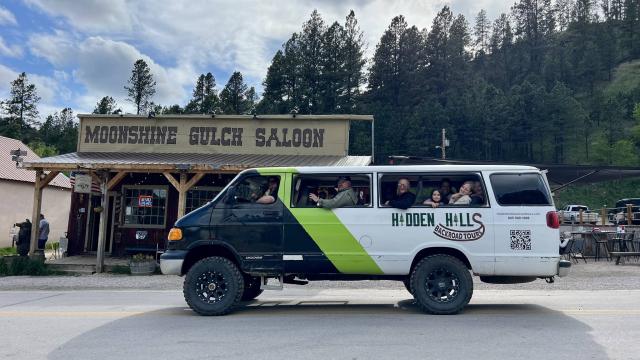 Hidden Hills Backroad Tours