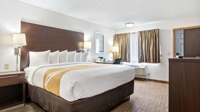 EverSpring Inn