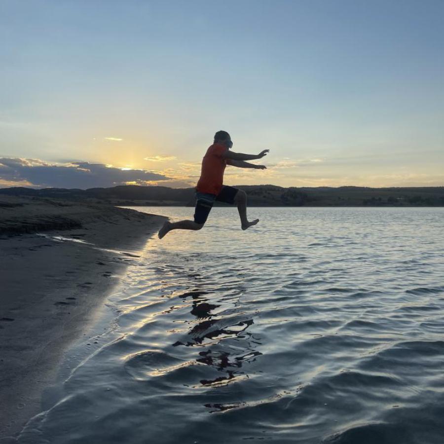 After the crowds: jumping into Angostura 